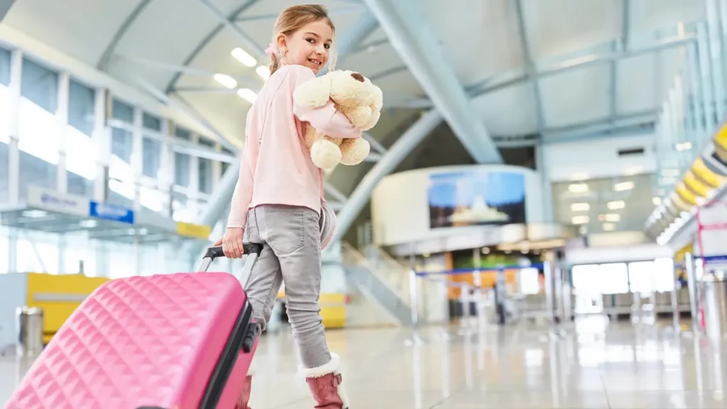 Com quantos anos pode viajar sozinho