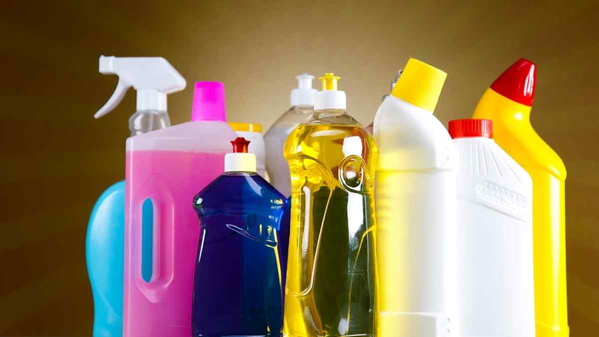 Como iniciar uma fábrica de produtos de limpeza